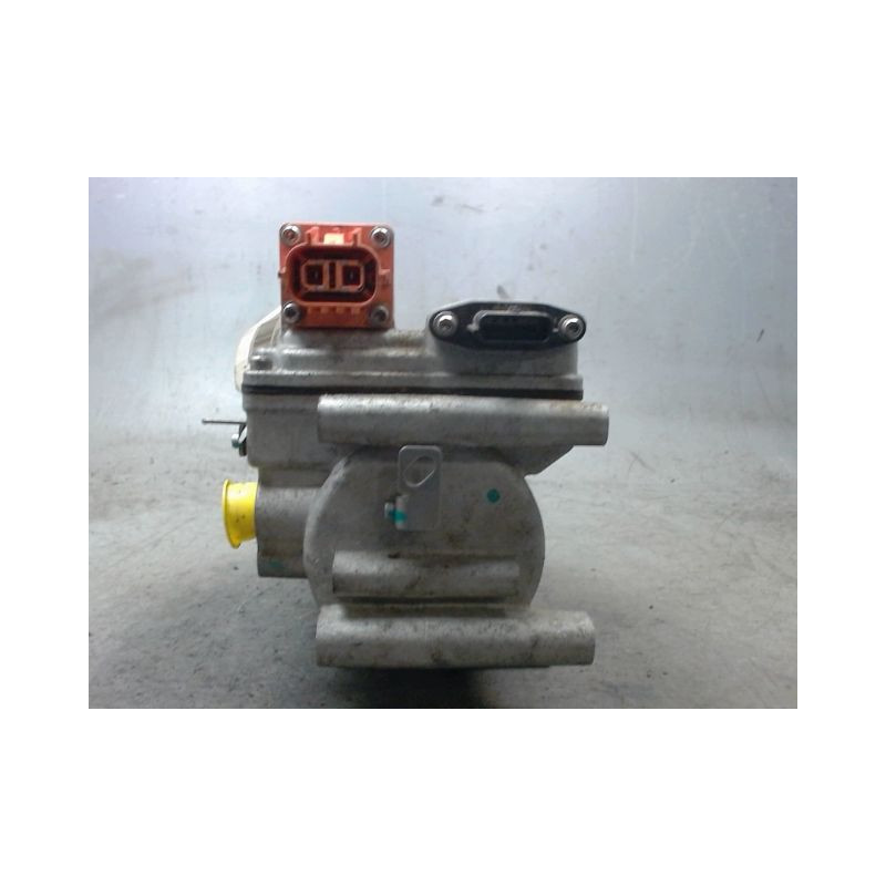 COMPRESSEUR AIR CONDITIONNE DACIA SPRING
