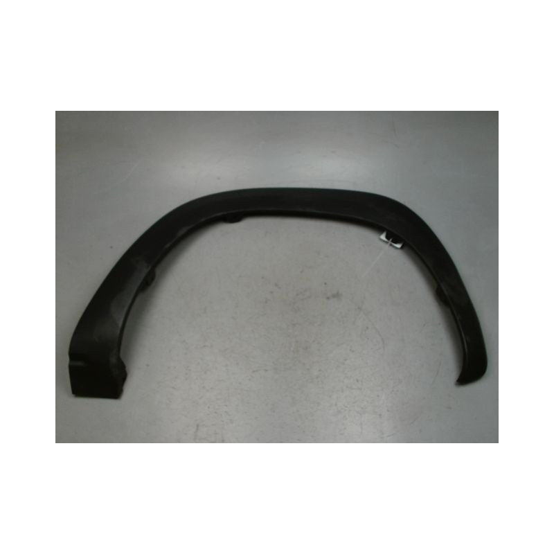 ELARGISSEUR AILE AVANT DROIT DACIA SPRING