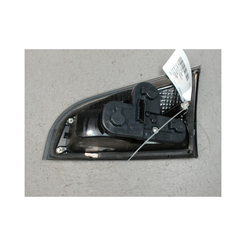 FEU ARRIERE INTERIEUR GAUCHE FORD S-MAX 2006-