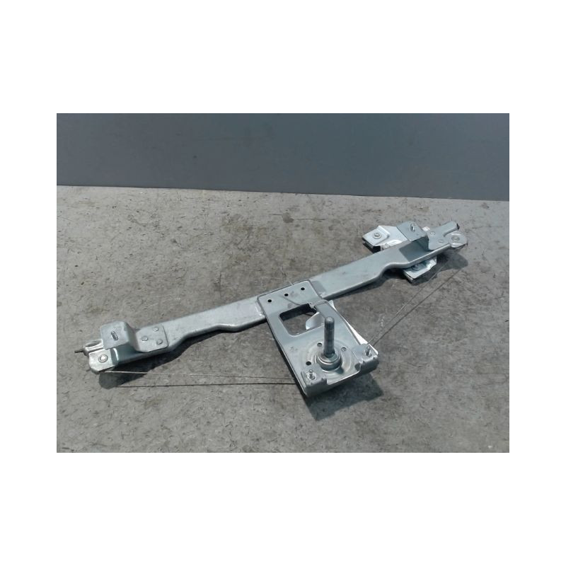 MECANISME LEVE-GLACE AVANT GAUCHE DACIA SANDERO 2008-
