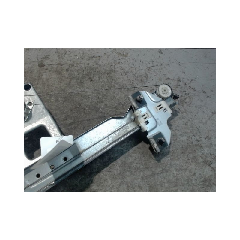 MECANISME LEVE-GLACE AVANT GAUCHE DACIA SANDERO 2008-