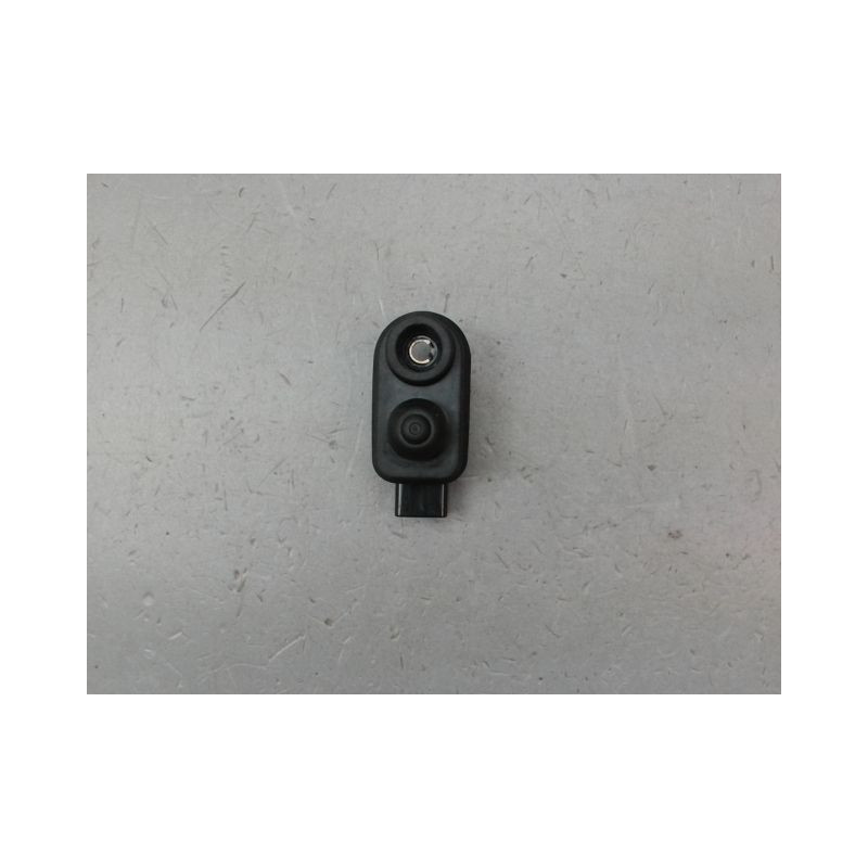 CONTACTEUR PORTE AVANT DROIT MITSUBISHI SPACESTAR