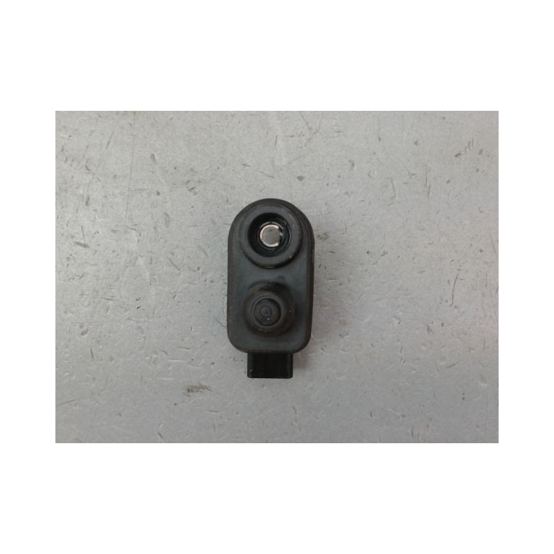 CONTACTEUR PORTE ARRIERE DROIT MITSUBISHI SPACESTAR