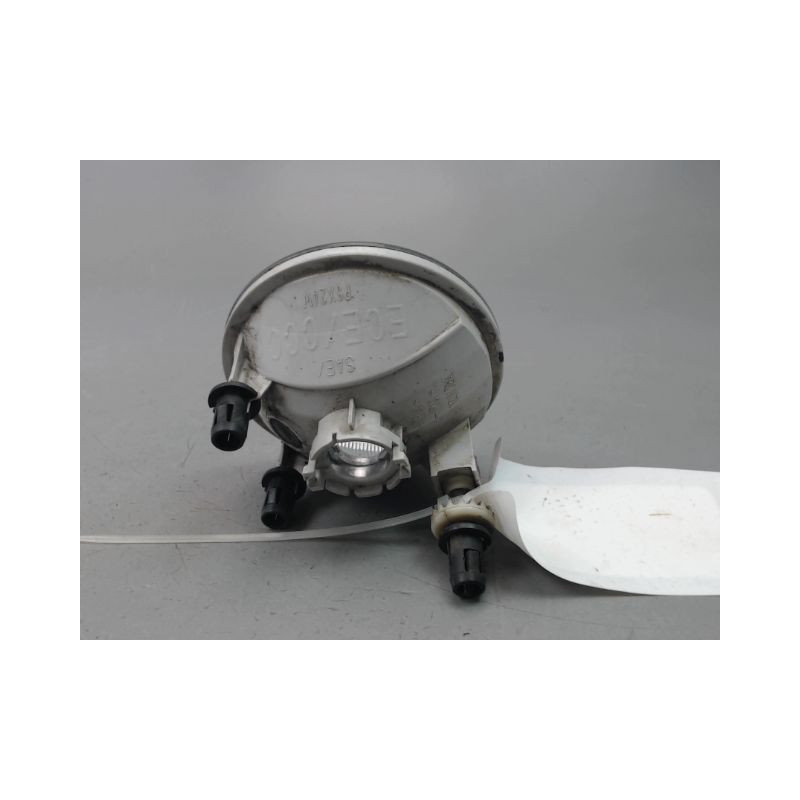 PHARE ANTIBROUILLARD AVANT DROIT CHEVROLET CAPTIVA BREAK Phase 2 2011-2012