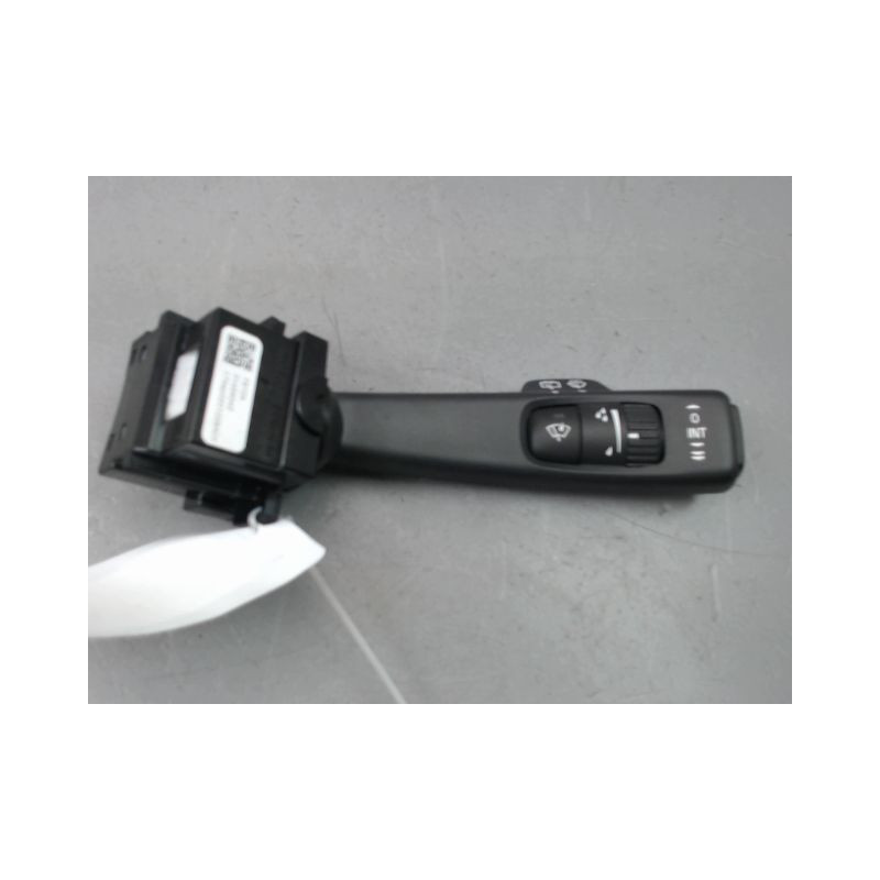 COMMANDE ESSUIE GLACE VOLVO V60