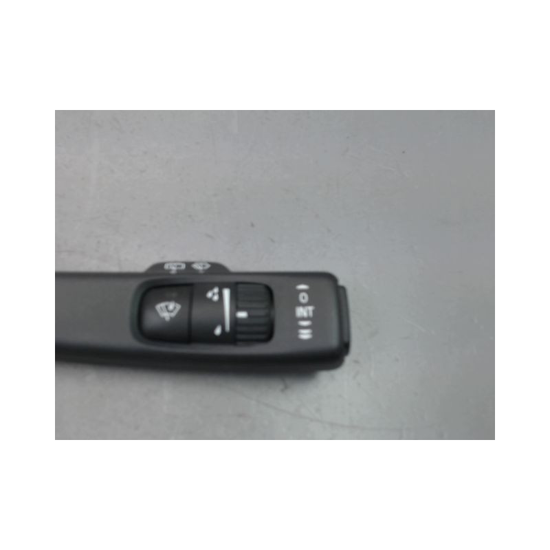 COMMANDE ESSUIE GLACE VOLVO V60