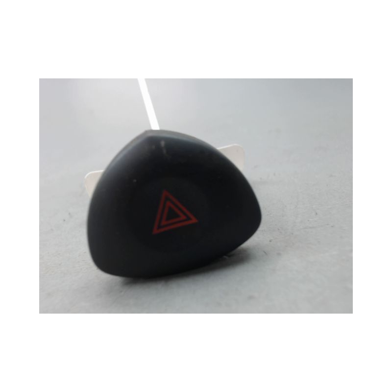 BOUTON DE WARNING RENAULT CLIO II Phase 2 2001-2006