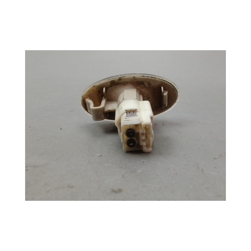 REPETITEUR AILE GAUCHE SUZUKI SWIFT III 2005-2011