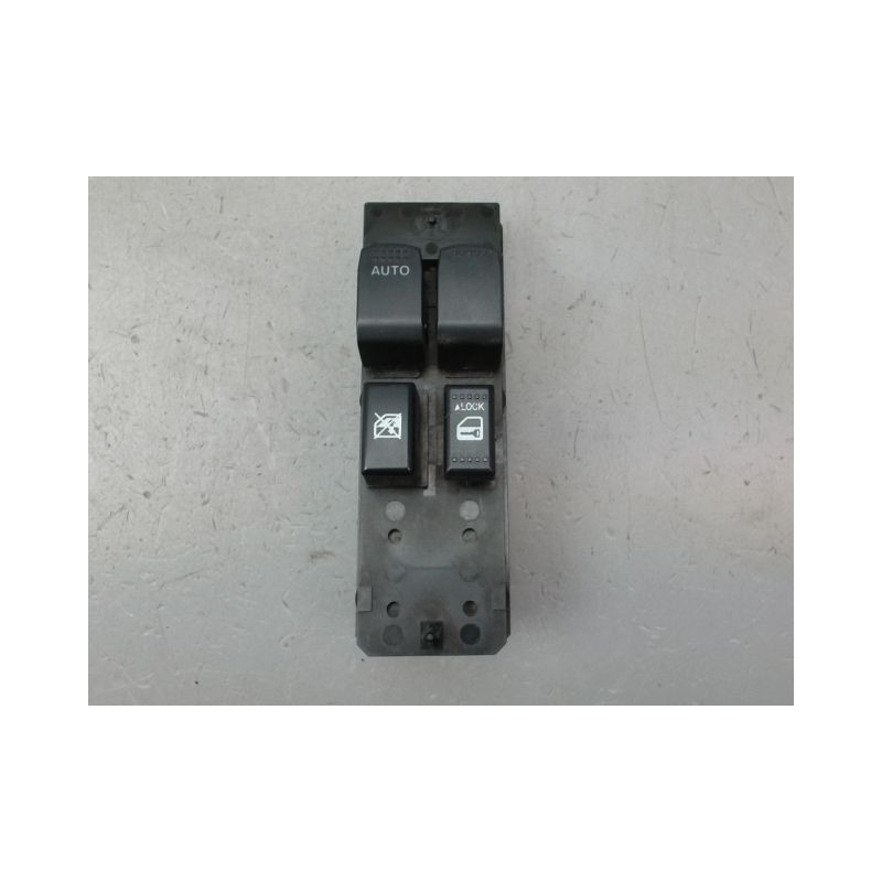 COMMANDE LEVE-GLACE PORTE AVG SUZUKI SWIFT III 2005-2011
