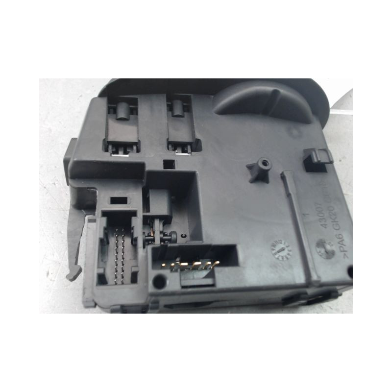 COMMANDE ESSUIE GLACE RENAULT CLIO ESTATE III Phase 2 2009-2012