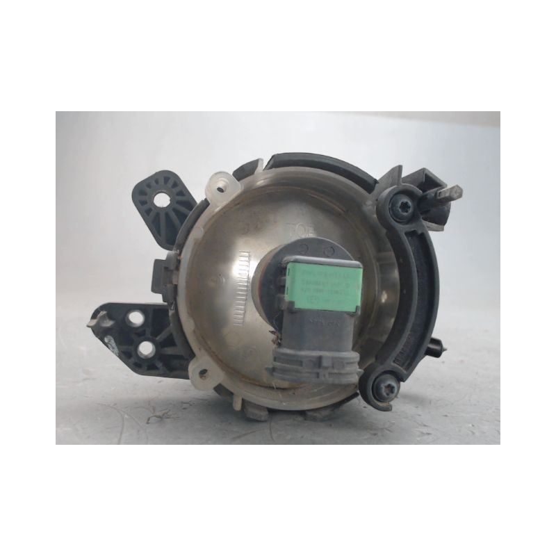 PHARE ANTIBROUILLARD AVANT GAUCHE MERCEDES CLASSE B