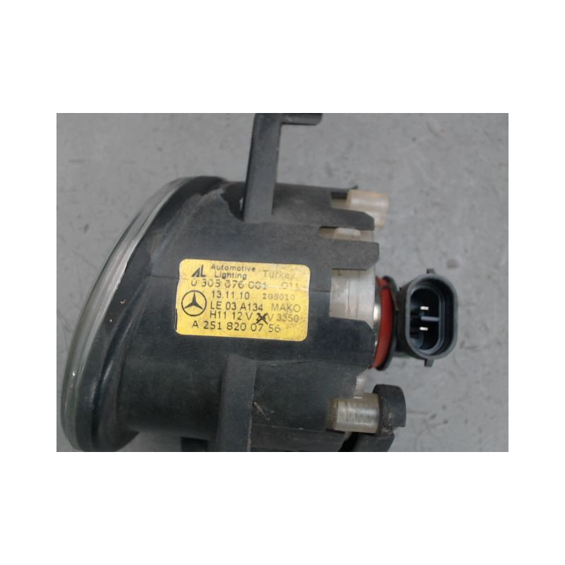 PHARE ANTIBROUILLARD AVANT GAUCHE MERCEDES CLASSE B