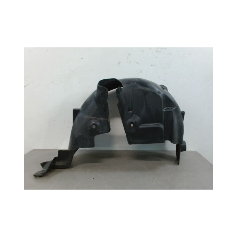 PARE-BOUE ARRIERE GAUCHE RENAULT CLIO