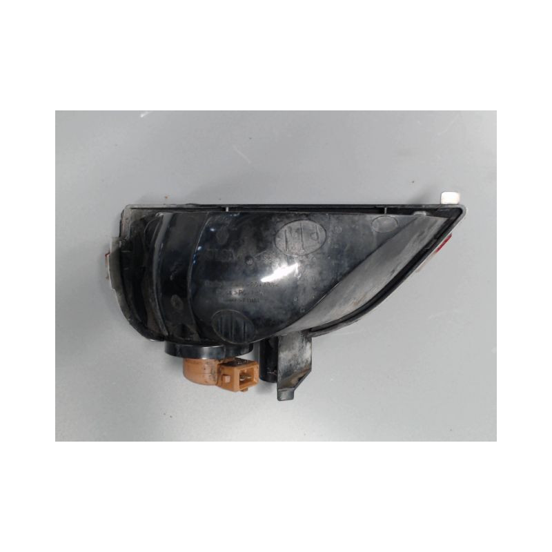 FEU DE PARE-CHOC ARRIERE DROIT RENAULT MEGANE