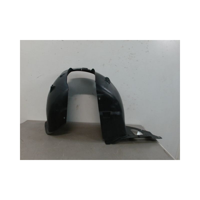 PARE-BOUE AVANT GAUCHE PEUGEOT 208