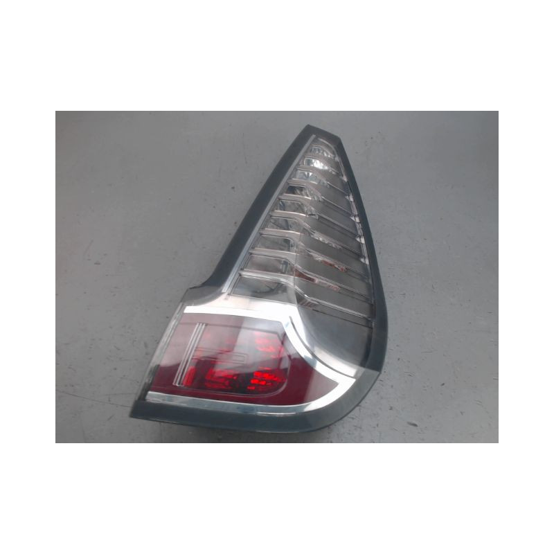 FEU ARRIERE DROIT RENAULT MEGANE