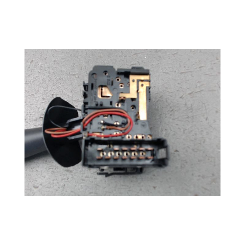COMMANDE CLIGNOTANT RENAULT VEL SATIS