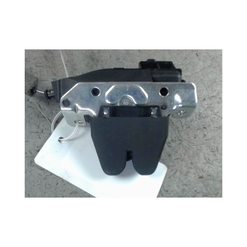 SERRURE COFFRE ARRIERE MERCEDES CLASSE E 2006-