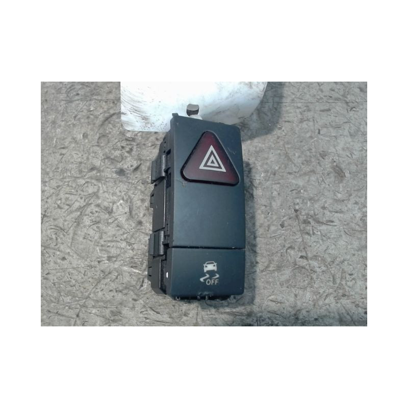 BOUTON DE WARNING MERCEDES CLASSE E 2006-
