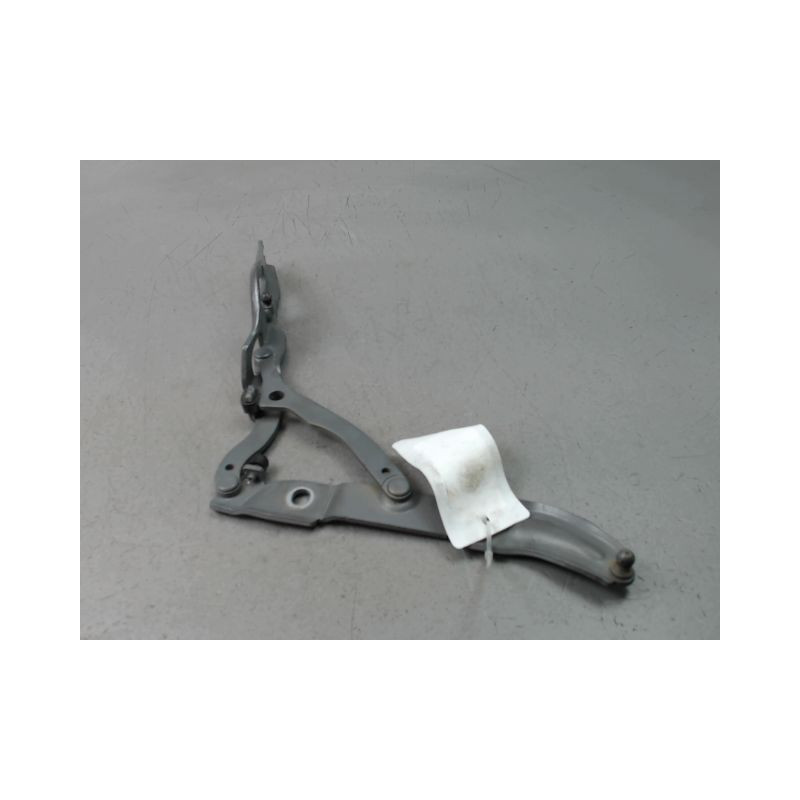 COMPAS DROIT COFFRE ARRIERE B.M.W. SERIE 3