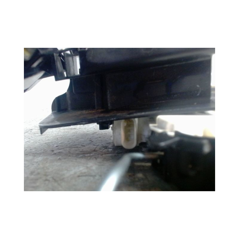 SYSTEME CONDAMNATION AVANT GAUCHE MERCEDES CLASSE A 2004-