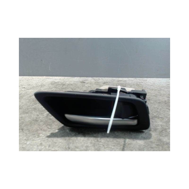 POIGNEE INTERIEURE PORTE AVANT DROIT TOYOTA C-HR