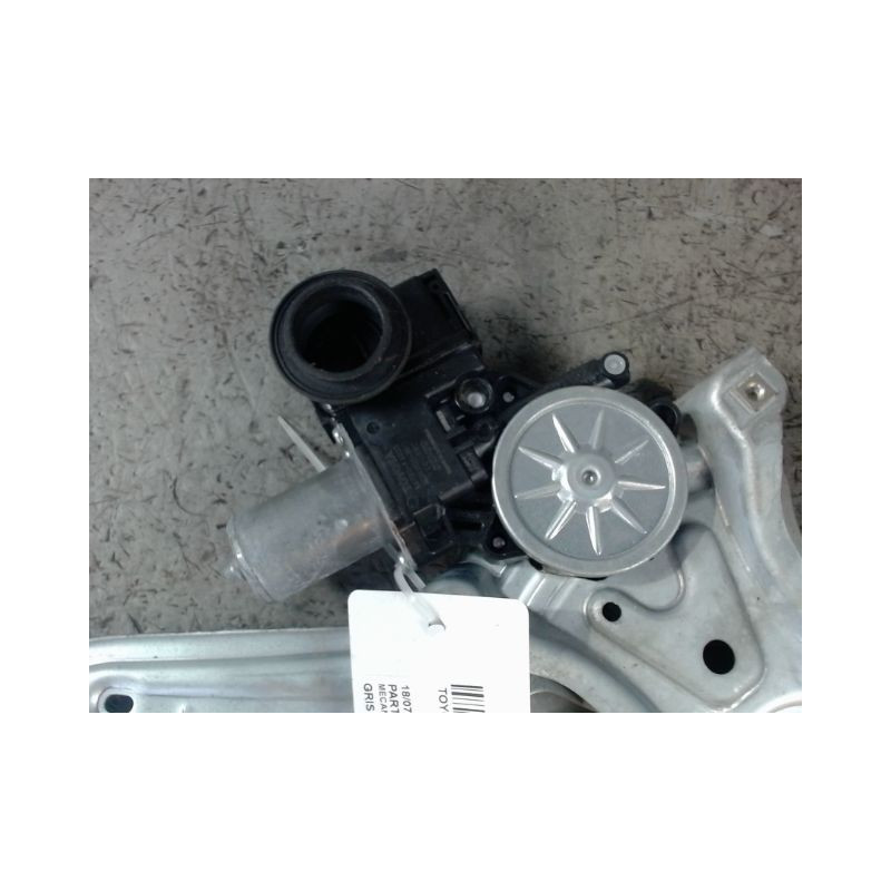 MECANISME+MOTEUR LEVE-GLACE ARRIERE DROIT TOYOTA C-HR