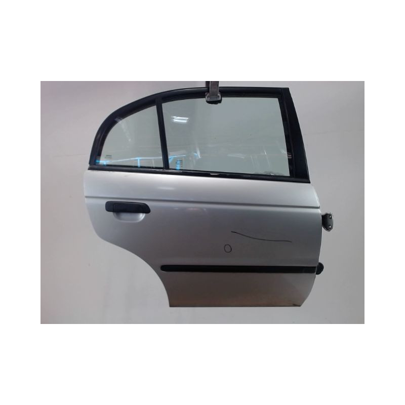 PORTE ARRIERE DROIT HONDA ACCORD 99-2001