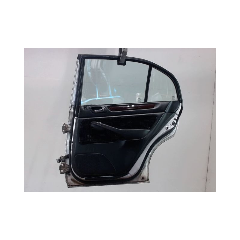 PORTE ARRIERE DROIT HONDA ACCORD 99-2001