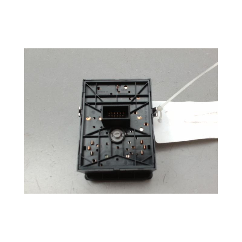 INTERIEUR COMMANDE PHARES OPEL CORSA III Phase 2 (C) 2003-2006