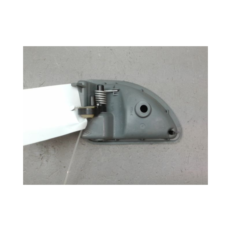POIGNEE INTERIEURE PORTE AVANT DROIT RENAULT TWINGO I Phase 3 2000-2007