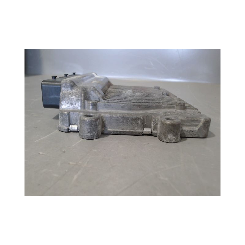 CALCULATEUR MOTEUR PEUGEOT 206+ 09-13