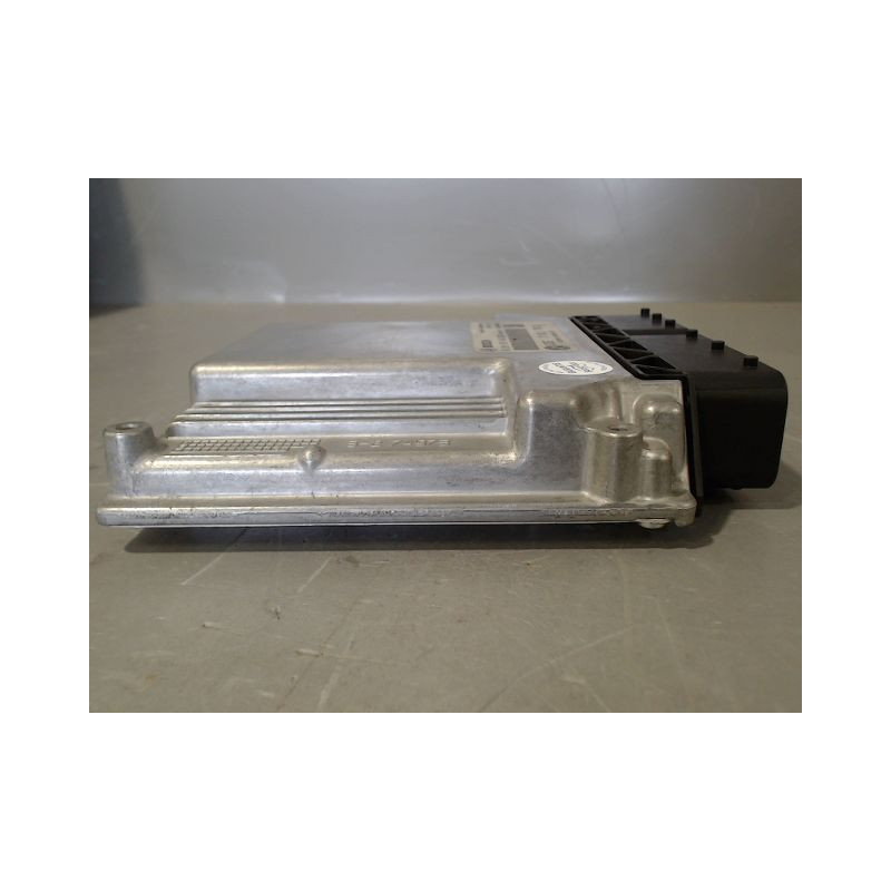 CALCULATEUR MOTEUR BMW SERIE 1 (E87) 07-11