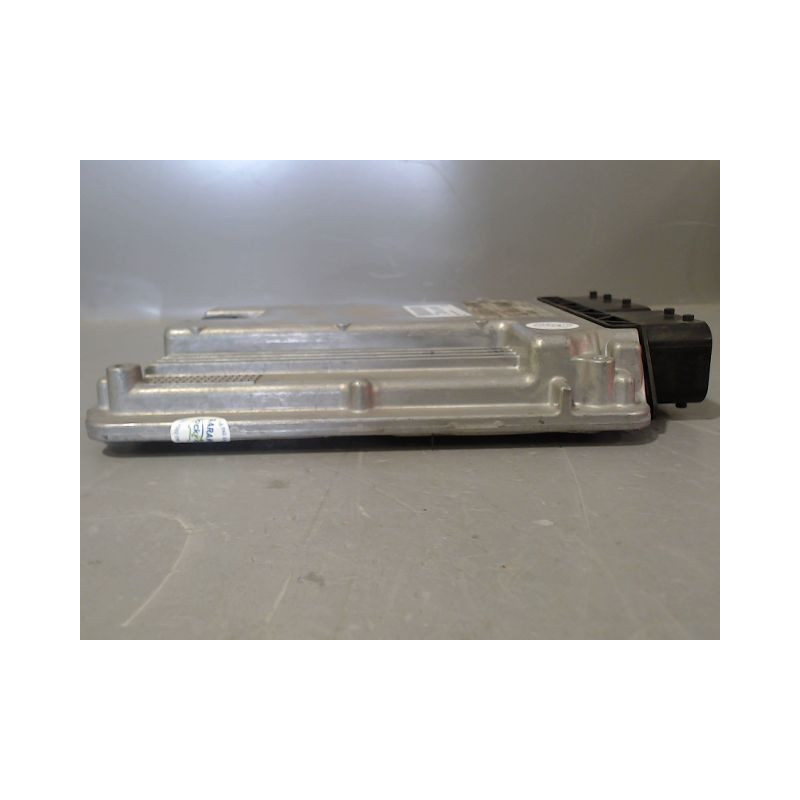 CALCULATEUR MOTEUR AUDI A5 COUPE 07-11