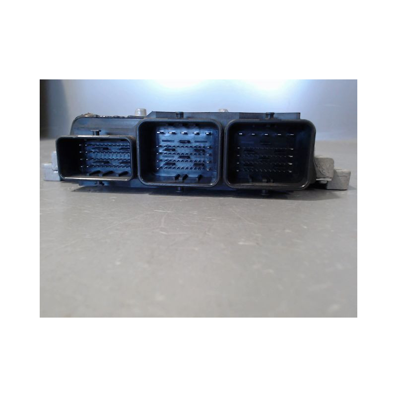 CALCULATEUR MOTEUR CITROEN DS5