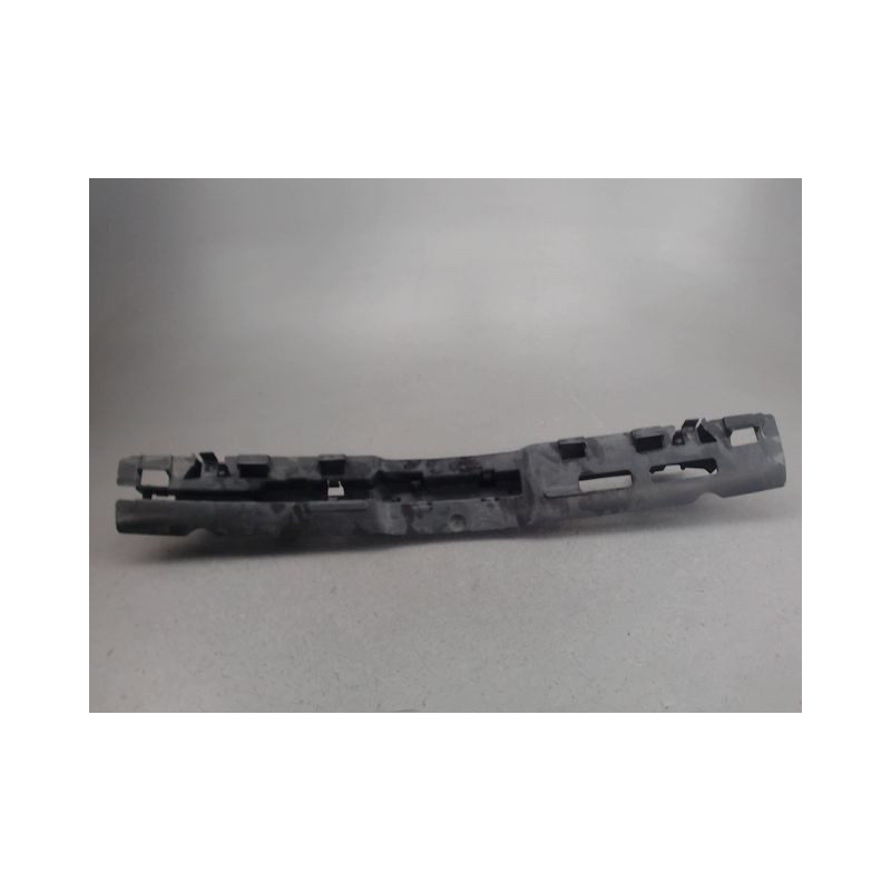 SUPPORT CENTRAL PARE-CHOC ARRIERE  RENAULT CLIO