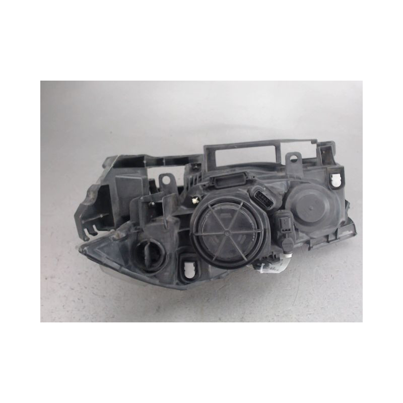 PHARE DROIT RENAULT MEGANE