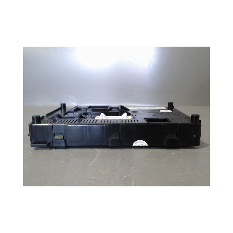 BOITIER GESTION HABITACLE RENAULT CLIO