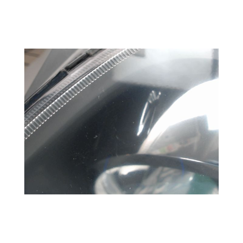 PHARE GAUCHE FORD FIESTA