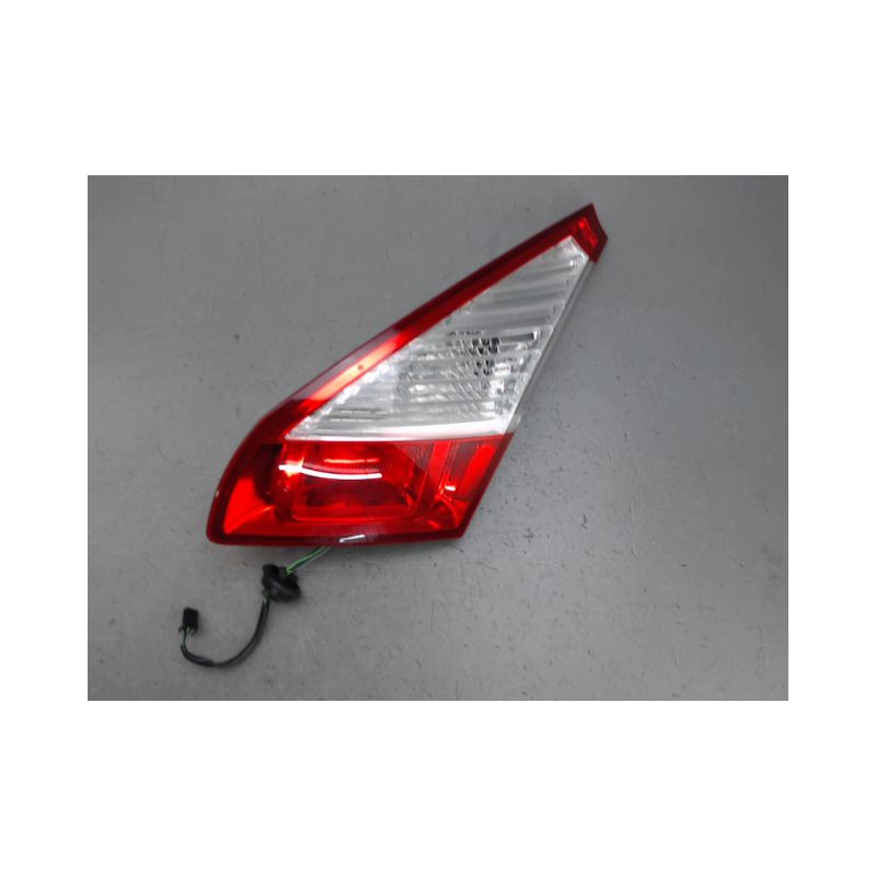 FEU ARRIERE INTERIEUR DROIT RENAULT MEGANE