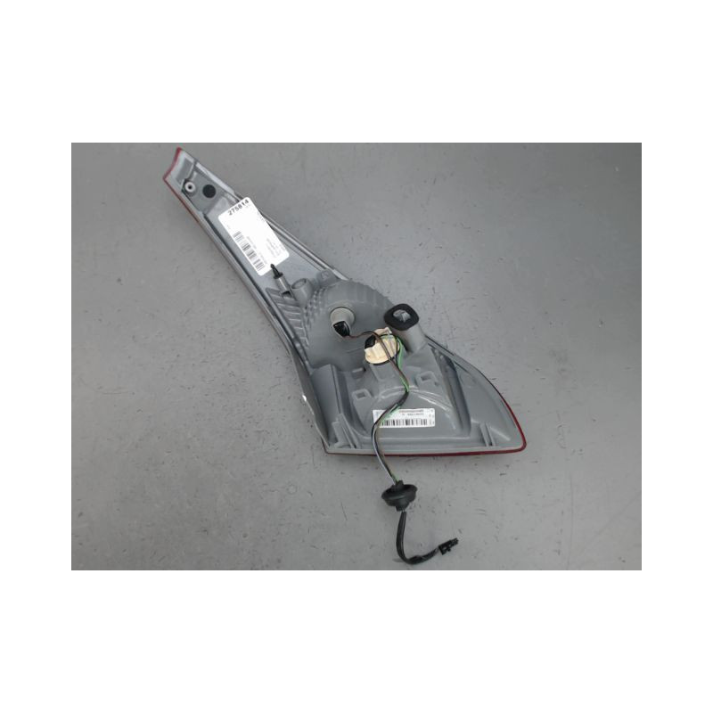 FEU ARRIERE INTERIEUR DROIT RENAULT MEGANE