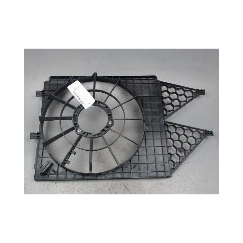SUPPORT DE VENTILATEUR VOLKSWAGEN POLO 2009-
