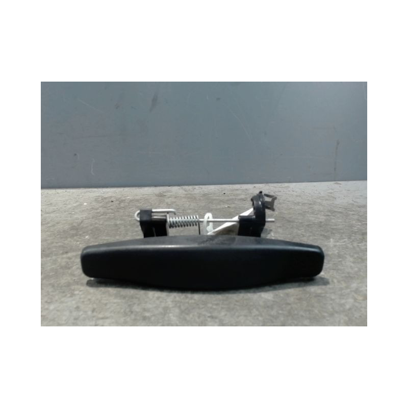 POIGNEE EXTERIEURE PORTE AVANT GAUCHE DACIA SANDERO 2008-