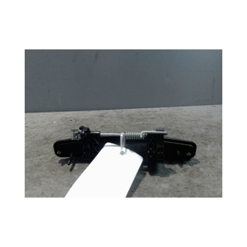 POIGNEE EXTERIEURE PORTE AVANT GAUCHE DACIA SANDERO 2008-