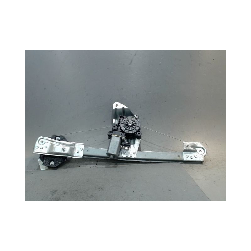 MECANISME+MOTEUR LEVE-GLACE AVANT GAUCHE DACIA SANDERO
