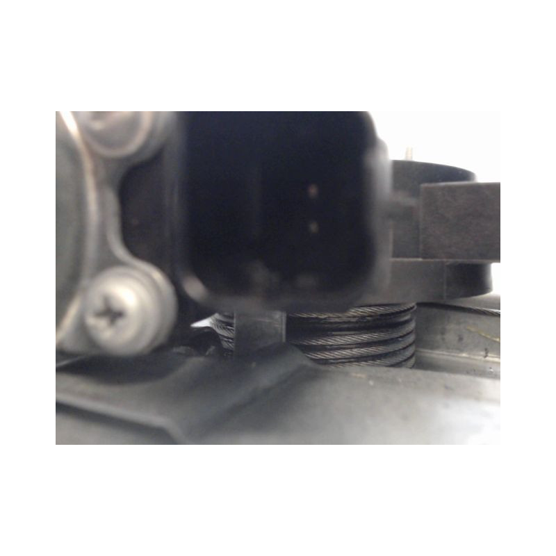 MECANISME+MOTEUR LEVE-GLACE ARRIERE GAUCHE DACIA DUSTER 2010-
