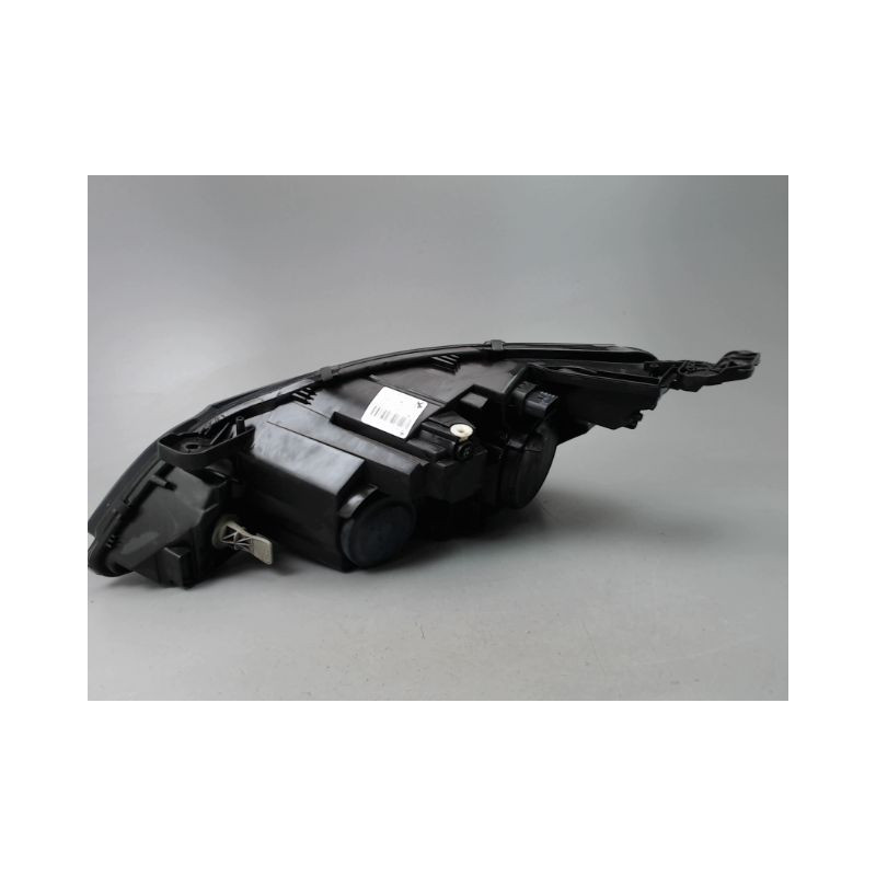 PHARE DROIT PEUGEOT 308 2011-