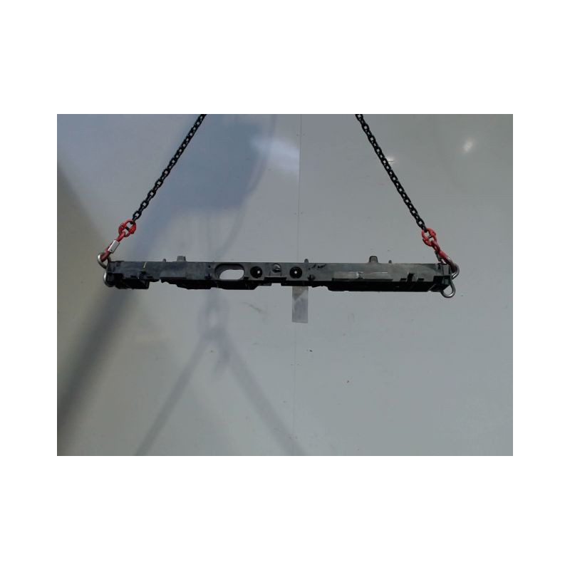 TRAVERSE SUPERIEURE ARMATURE AVANT RENAULT CLIO IV