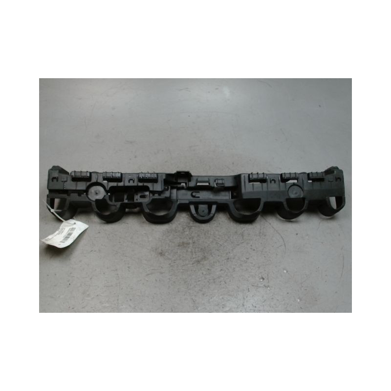 SUPPORT CENTRAL PARE-CHOC ARRIERE  RENAULT CLIO
