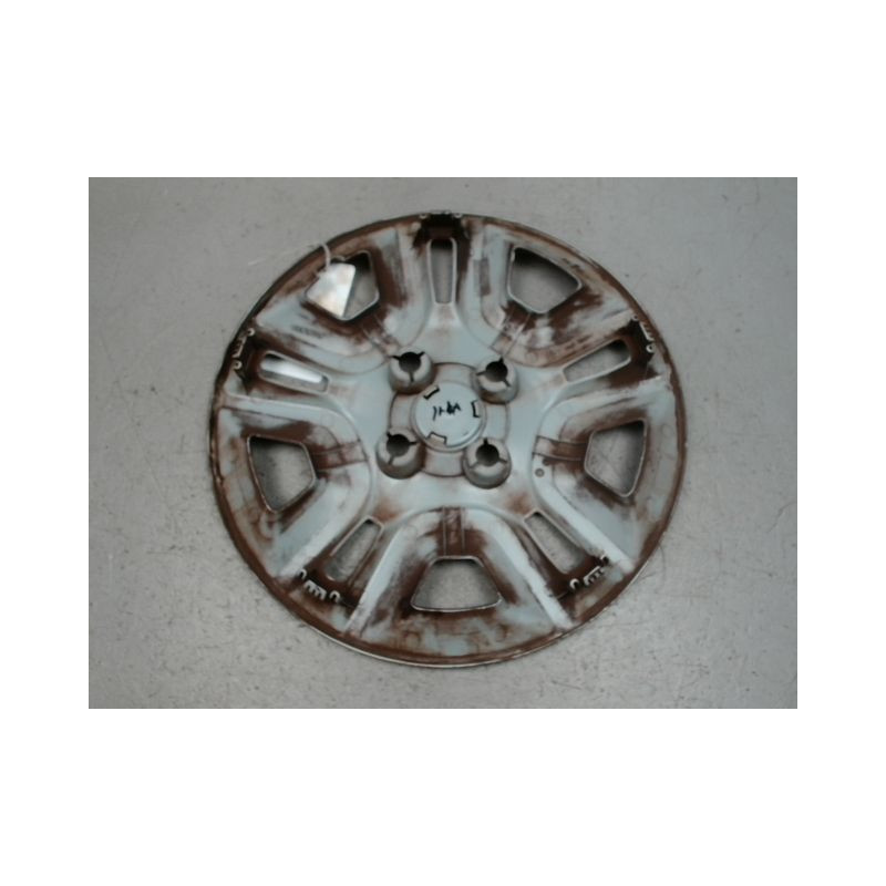 ENJOLIVEUR DE ROUE DACIA SPRING